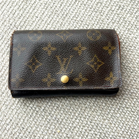 Louis Vuitton Handbags - Authentic Louis Vuitton Tresor Wallet